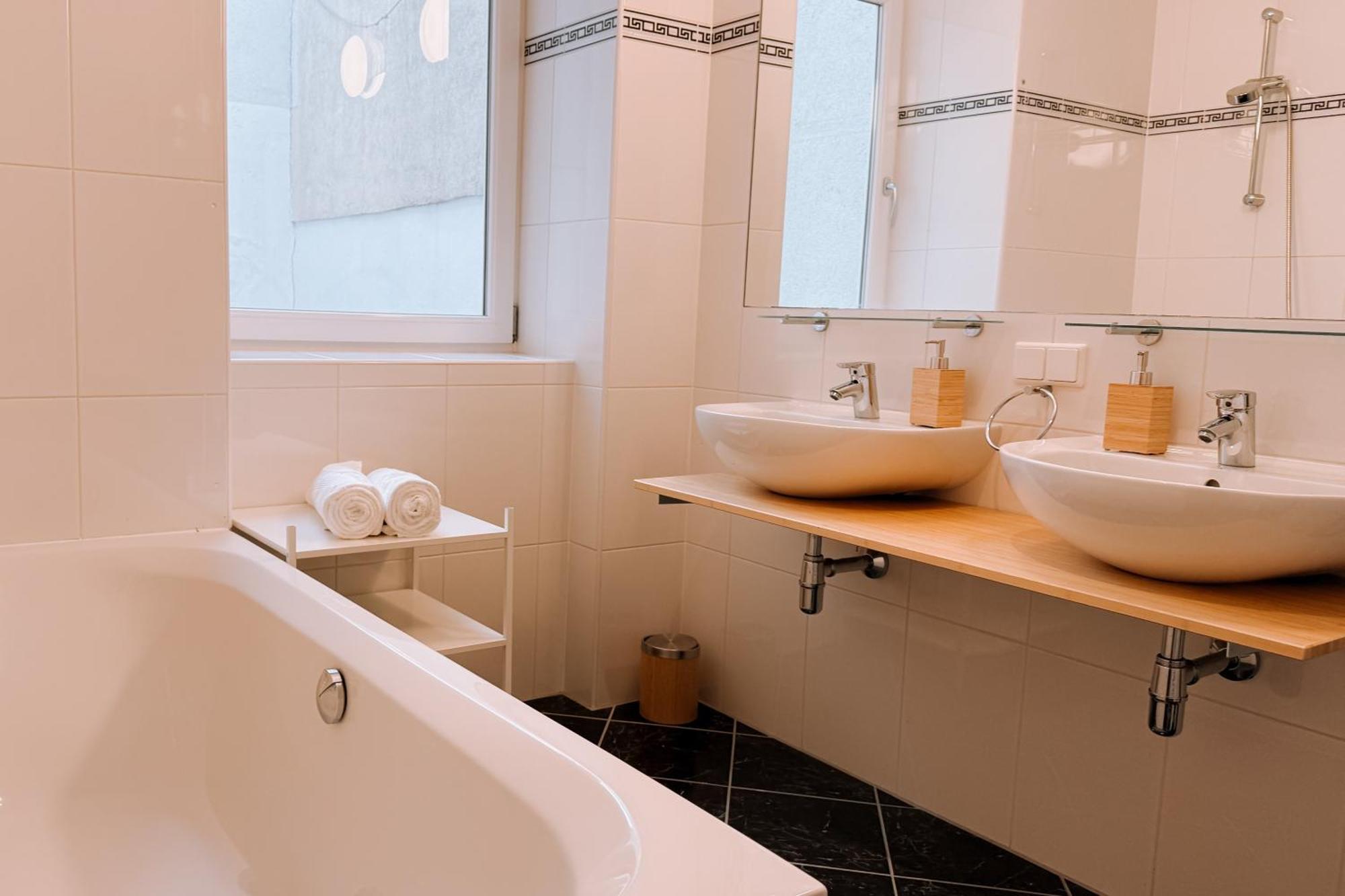 90Qm, 3 Bedrooms, Near Schoenbrunn, Balcony - Axara Housing 비엔나 외부 사진